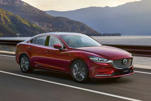 Mazda 6 อย่างเป็นทางการ