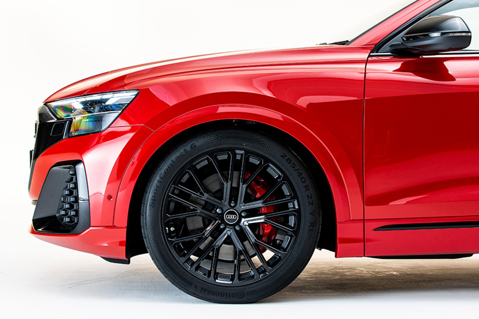 รูป Audi Q8 TFSI e quattro S line Edition One 2024