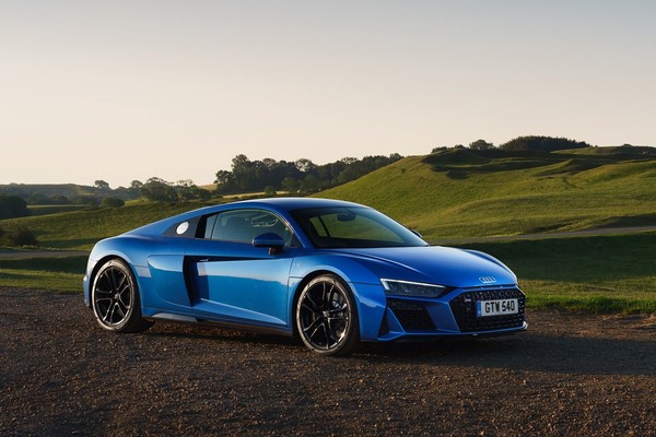 Audi R8 อย่างเป็นทางการ