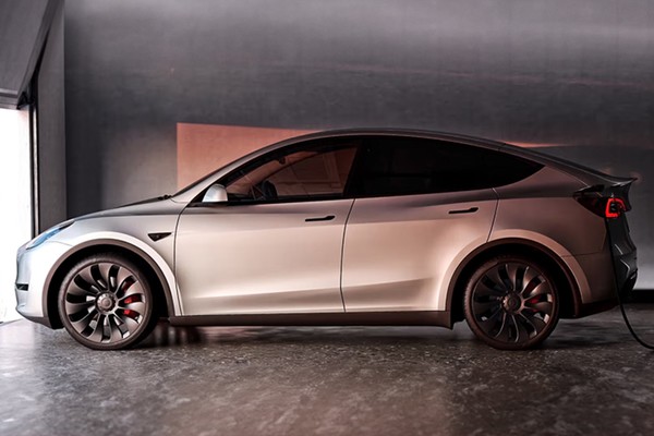 Tesla Model Y อย่างเป็นทางการ