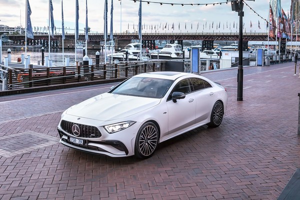 Mercedes-Benz AMG CLS อย่างเป็นทางการ