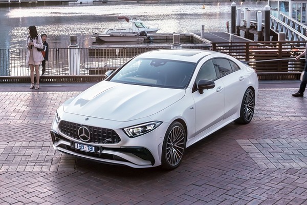 Mercedes-Benz AMG CLS อย่างเป็นทางการ