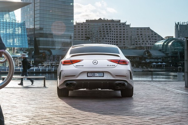 Mercedes-Benz AMG CLS อย่างเป็นทางการ