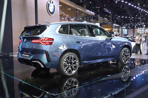 BMW X3 ภายนอก