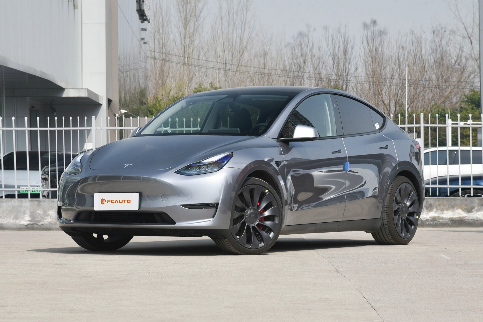 ลักษณะภายนอกของรถ Tesla Model Y