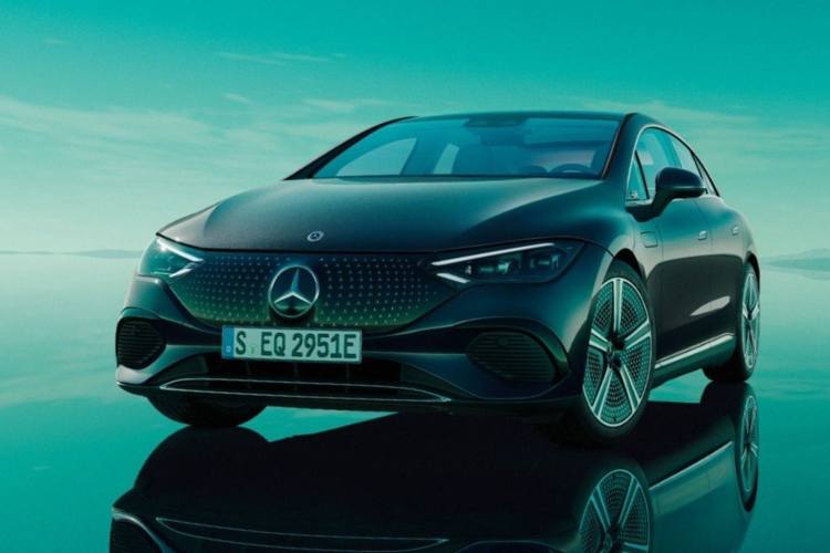 รีวิว Mercedes-Benz EQE