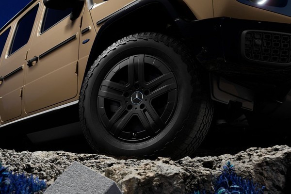 Mercedes-Benz G-Class อย่างเป็นทางการ