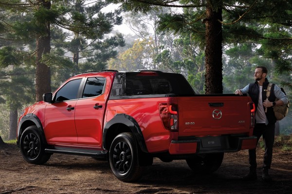 Mazda BT-50 อย่างเป็นทางการ