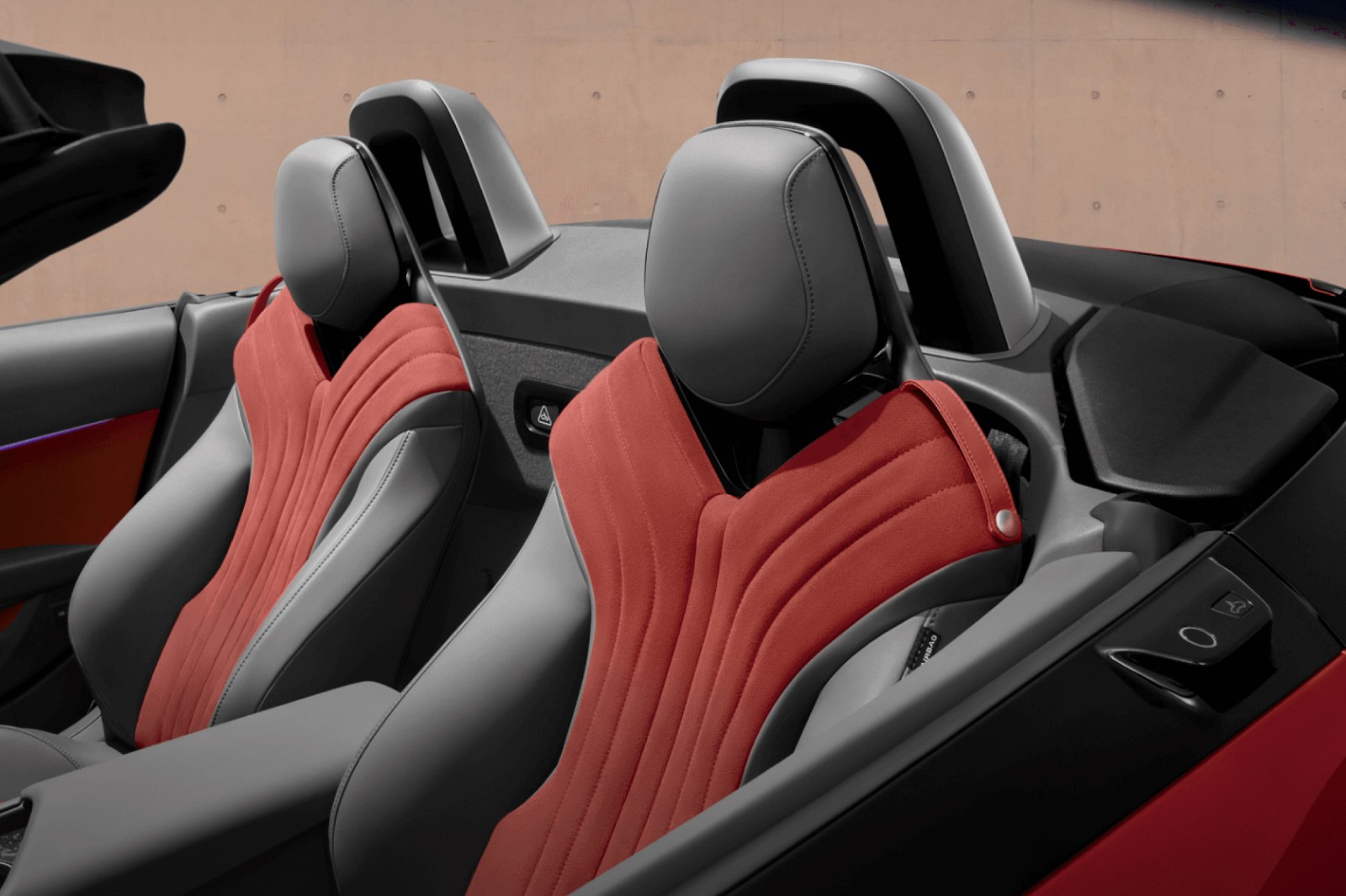 รูป MG Cyberster Roadster EV 2025