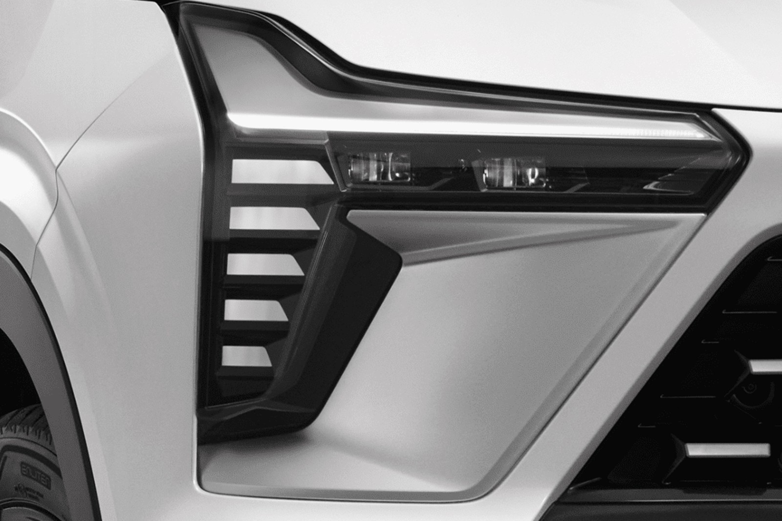 รูป Mitsubishi Xforce HEV Ultimate X 2025