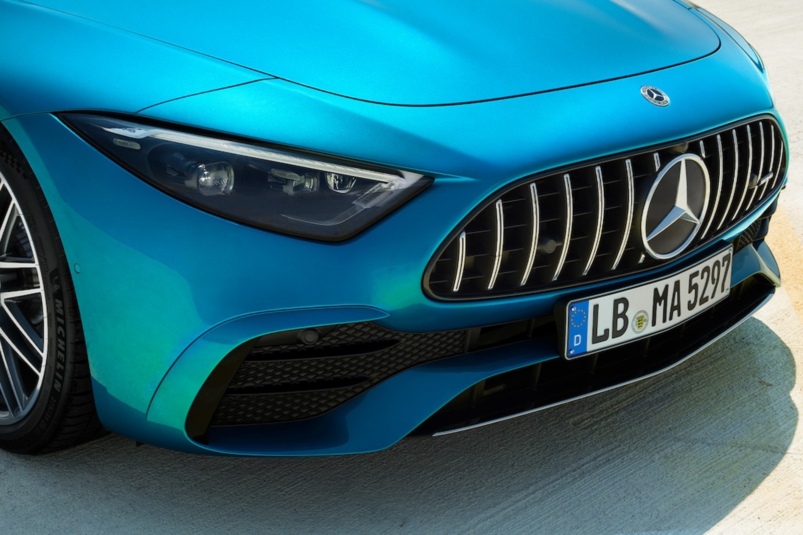 รูป Mercedes-Benz AMG SL 55 4Matic+ 2025