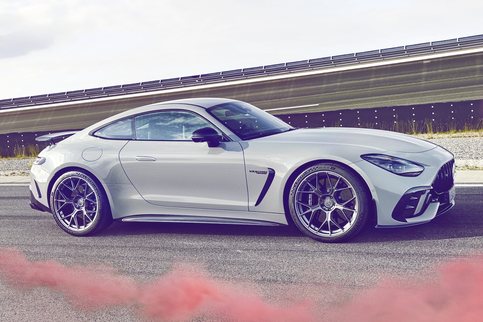 รูป Mercedes-Benz AMG GT 63 2025