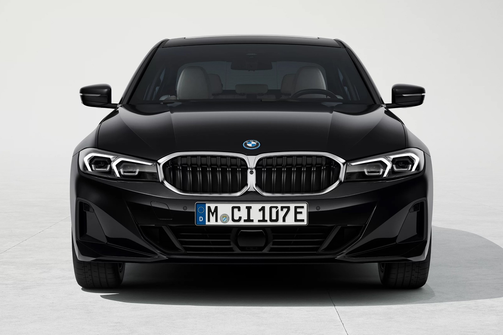 รูป BMW 3 Series Sedan 330e M Sport 2025