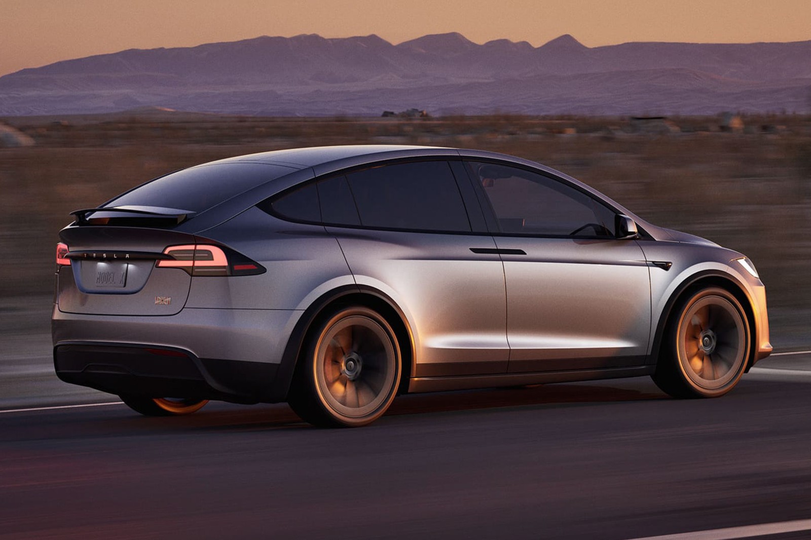 รูป Tesla Model X Plaid 2023