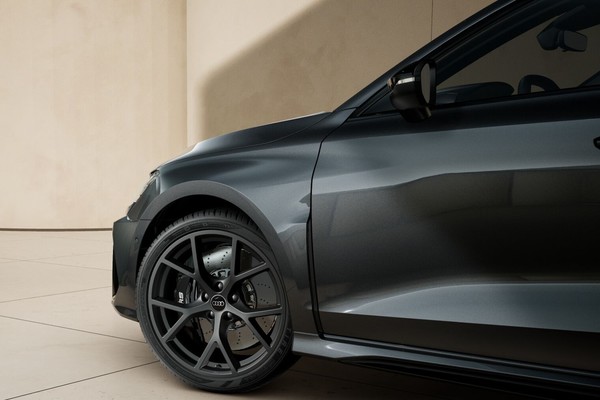 รูป Audi RS 3