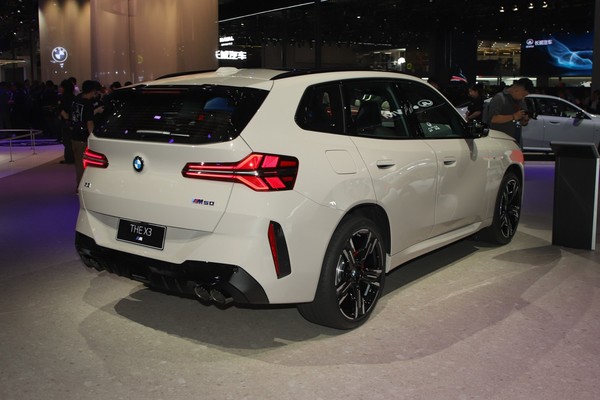 BMW X3 M ภายนอก