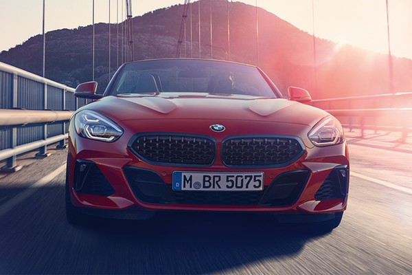 BMW Z4 Roadster อย่างเป็นทางการ