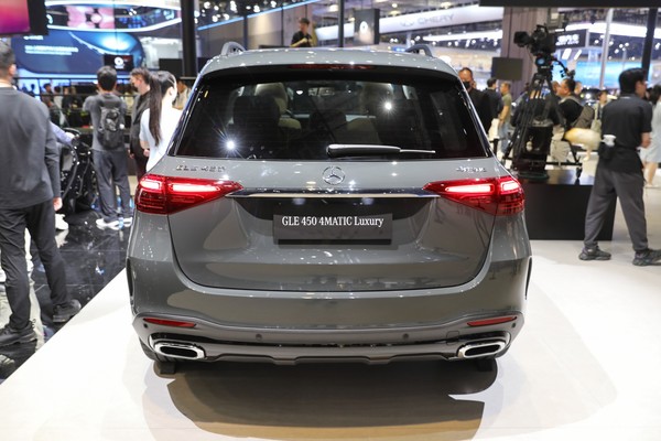 Mercedes-Benz GLE-Class ภายนอก