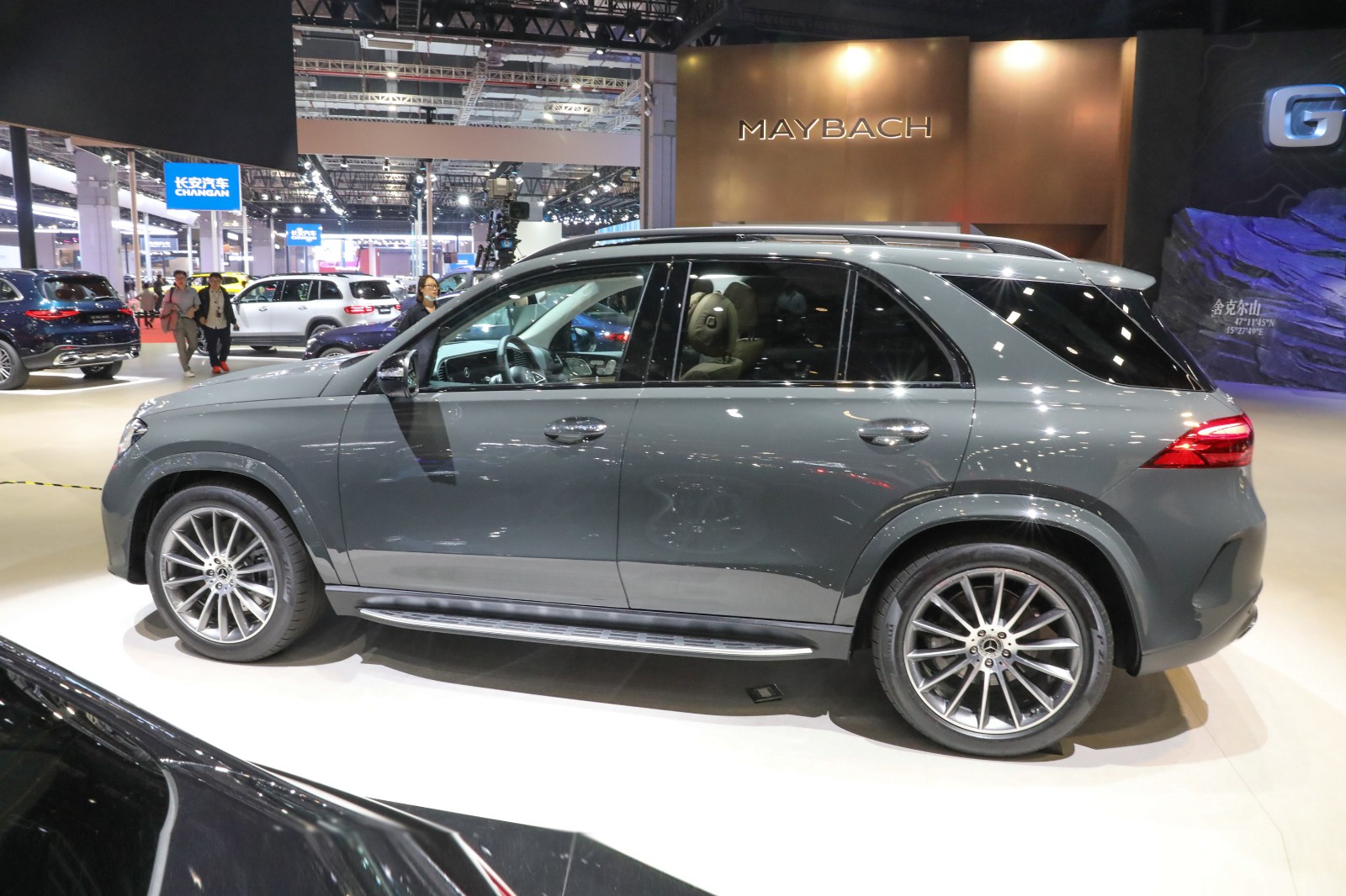 ลักษณะภายนอกของรถ Mercedes-Benz GLE-Class