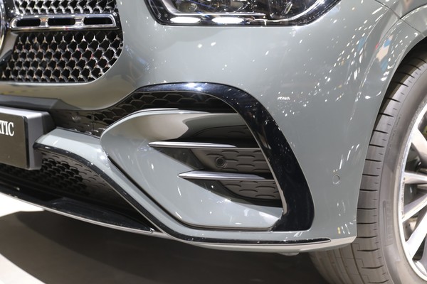 Mercedes-Benz GLE-Class ภายนอก