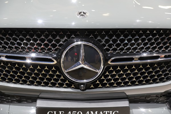 Mercedes-Benz GLE-Class ภายนอก