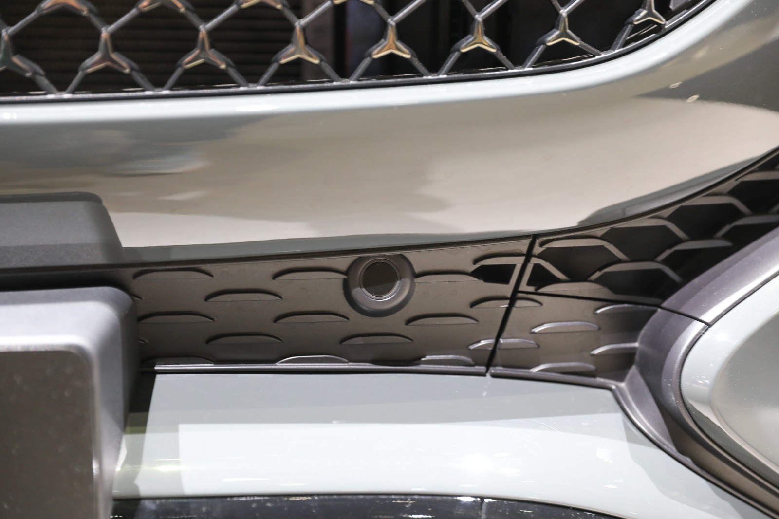 หน้ารถ Mercedes-Benz GLE-Class