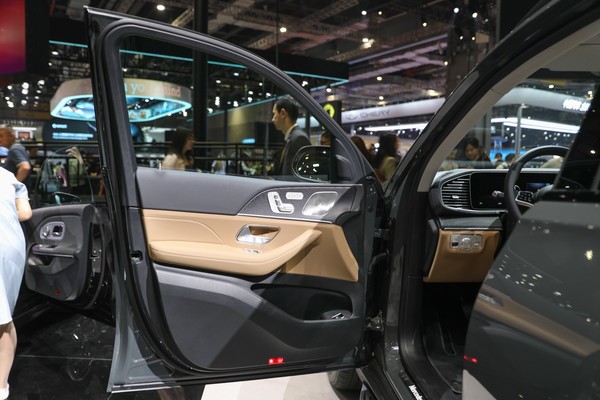 Mercedes-Benz GLE-Class ภายใน