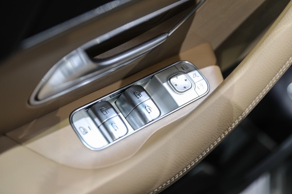 Mercedes-Benz GLE-Class ภายใน