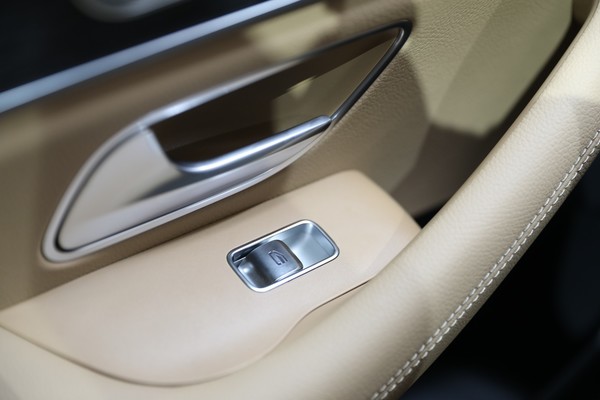 Mercedes-Benz GLE-Class ภายใน