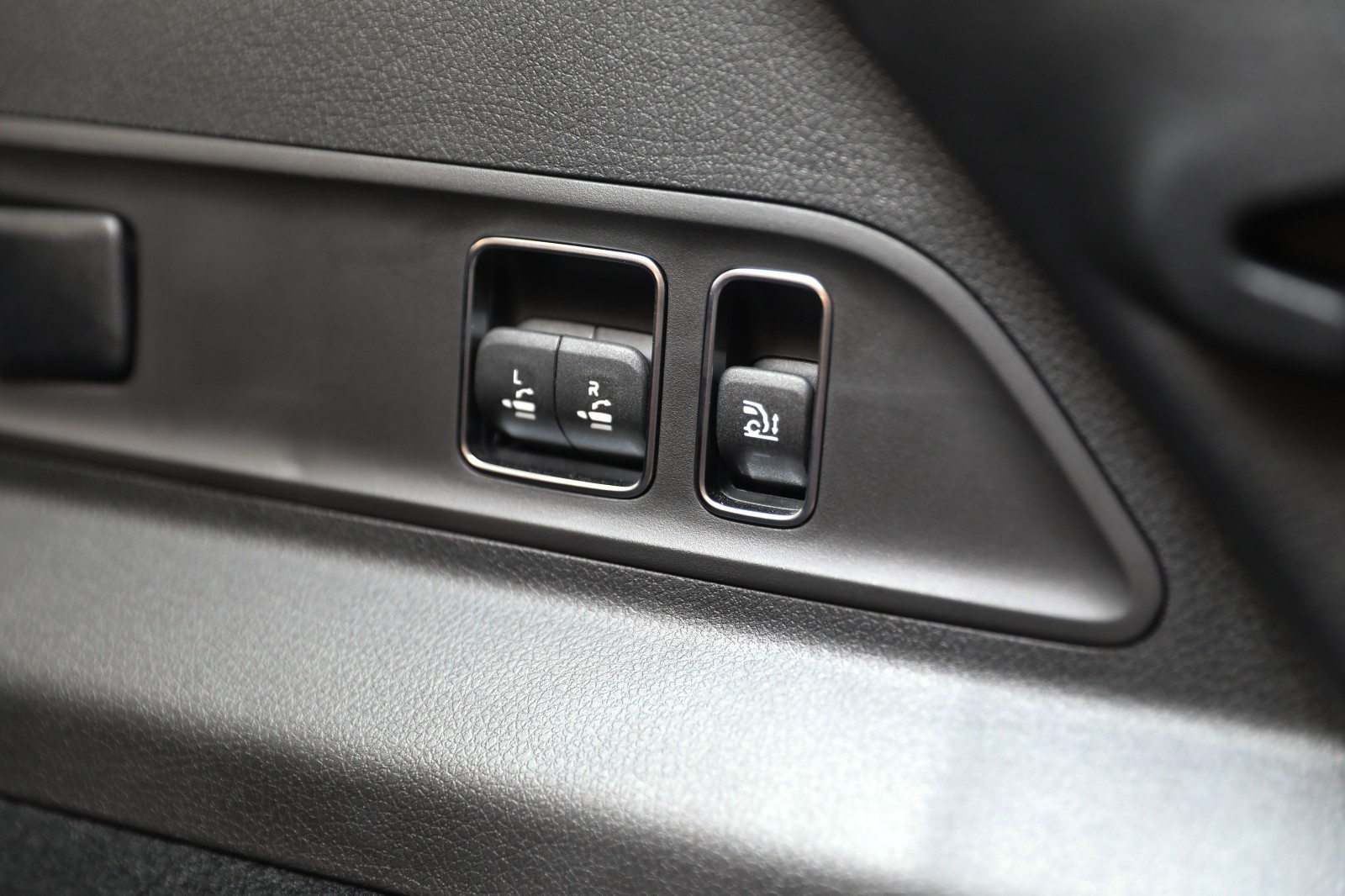 ลิ้นชักหลัง