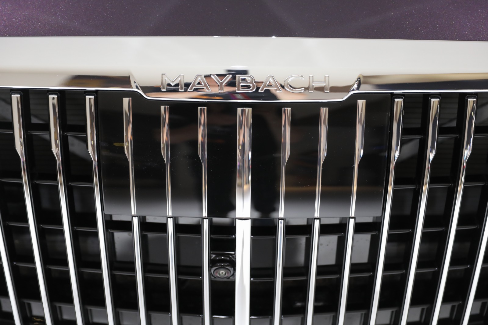 หน้ารถ Mercedes-Benz Maybach S-Class