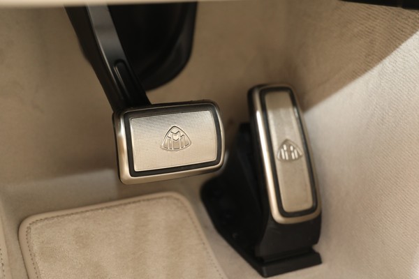 Mercedes-Benz Maybach S-Class ภายใน
