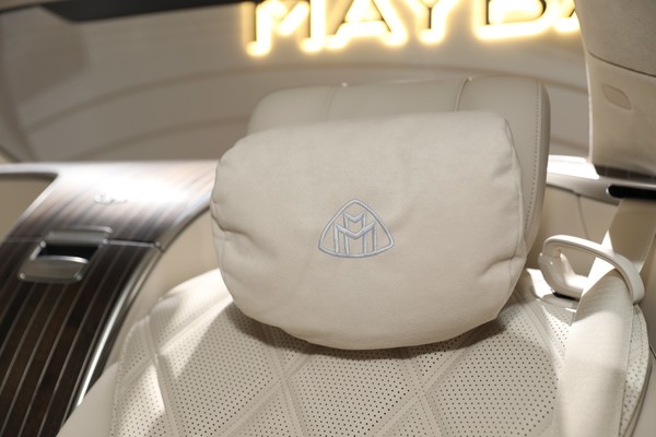 Mercedes-Benz Maybach S-Class ภายใน
