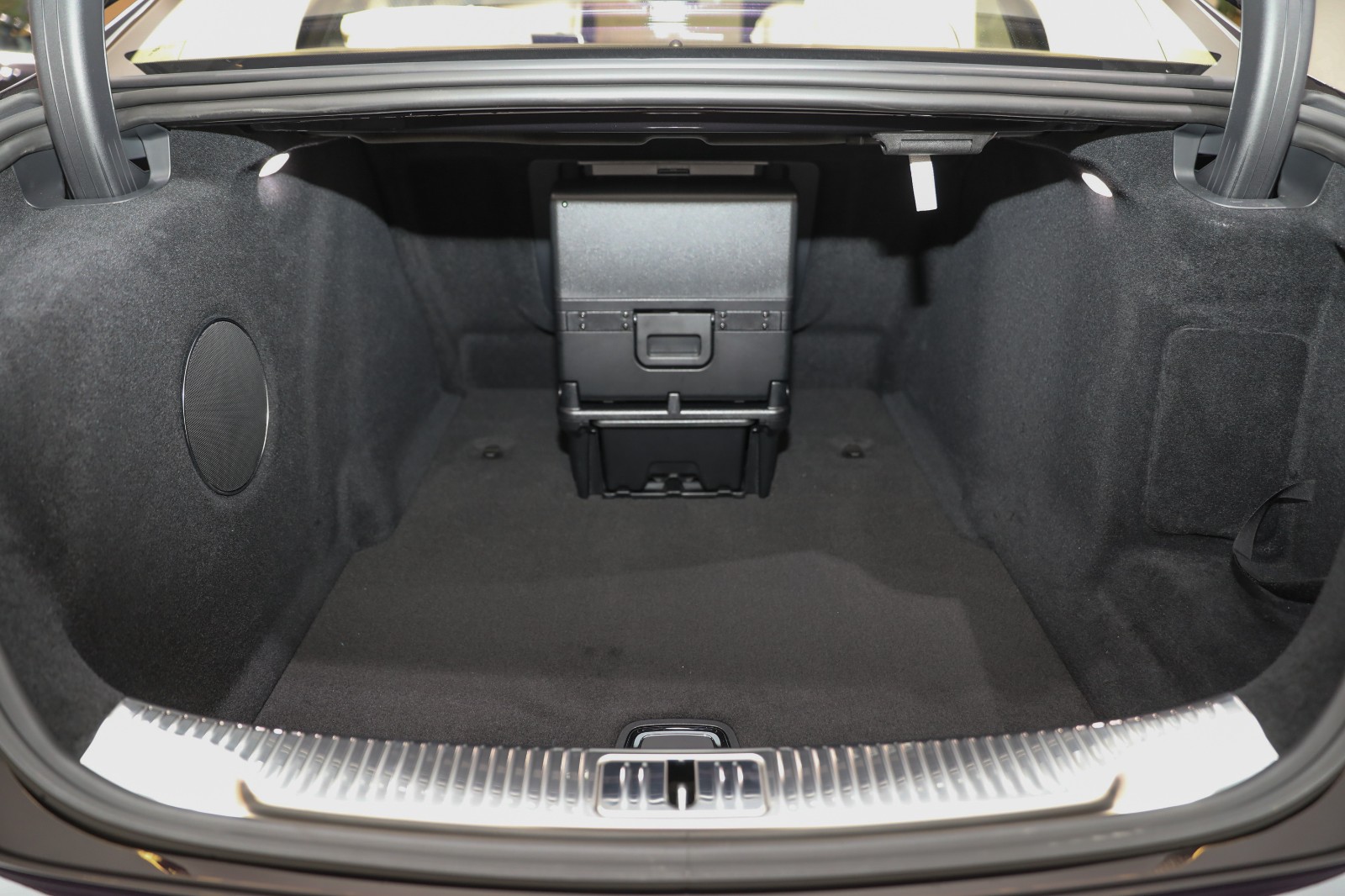 ลิ้นชักหลัง