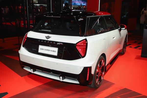 Mini 3-Door Hatch ภายนอก