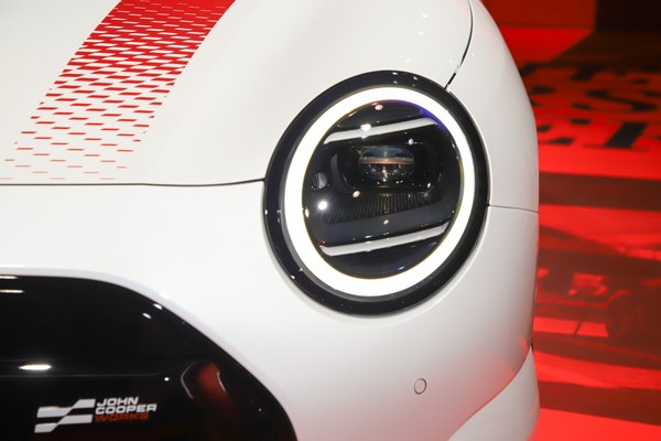 Mini 3-Door Hatch ภายนอก