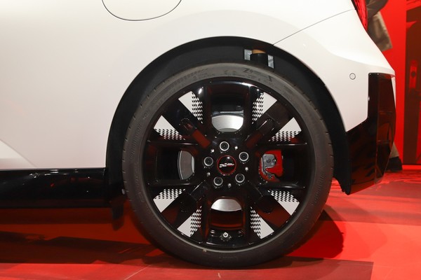 Mini 3-Door Hatch ภายนอก