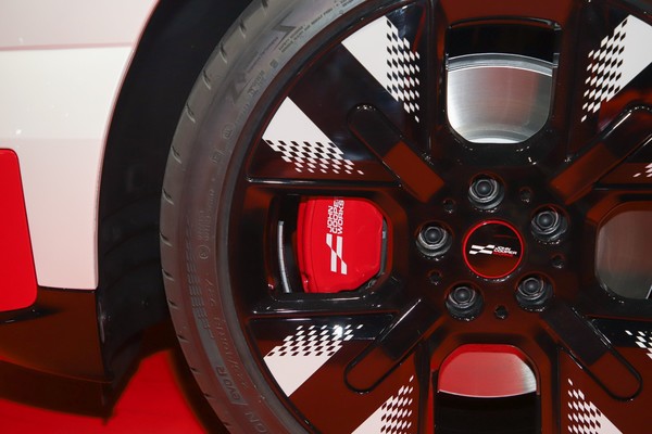 Mini 3-Door Hatch รายละเอียด