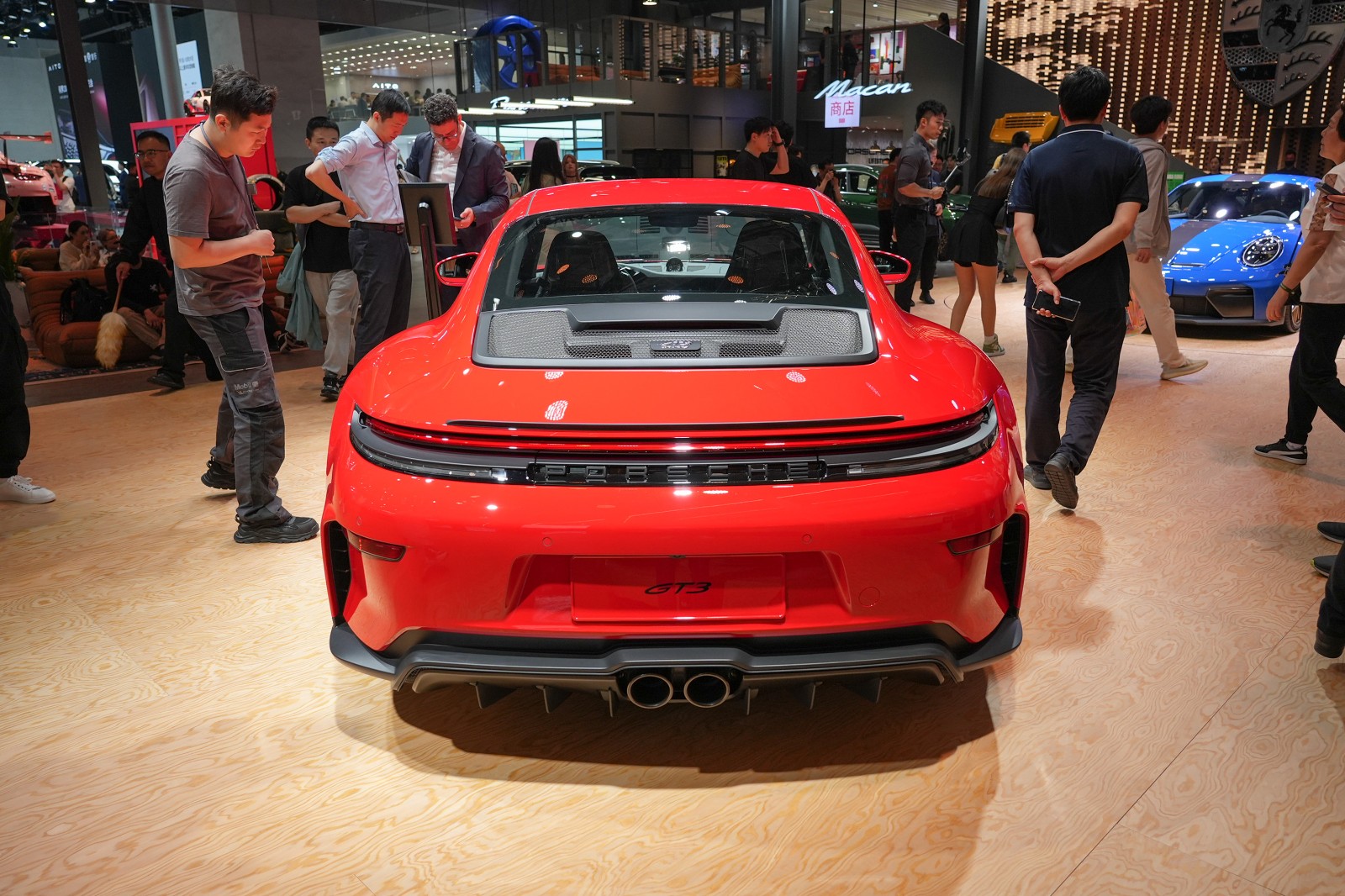 ลักษณะภายนอกของรถ Porsche 911