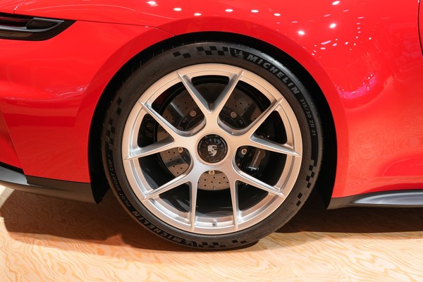 Porsche 911 ภายนอก