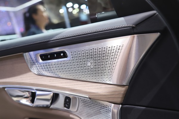 Volvo XC 90 ภายใน