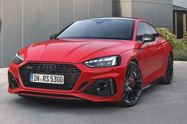 รูป Audi RS 5