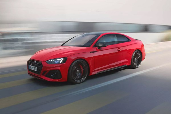 รูป Audi RS 5