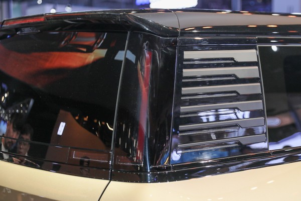 BYD YangWang U8 ภายนอก