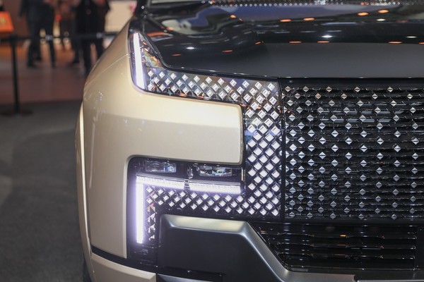 BYD YangWang U8 ภายนอก