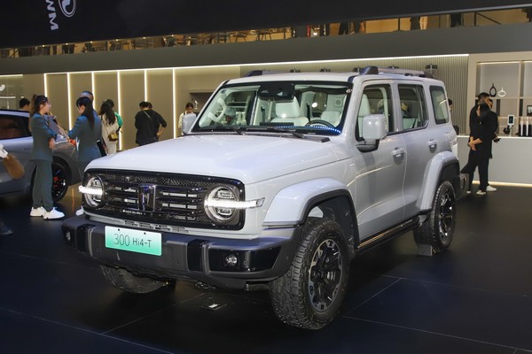 TANK 300 ภายนอก