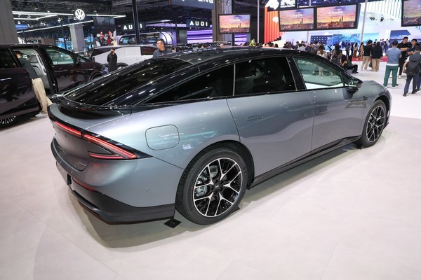 XPENG P7 ภายนอก