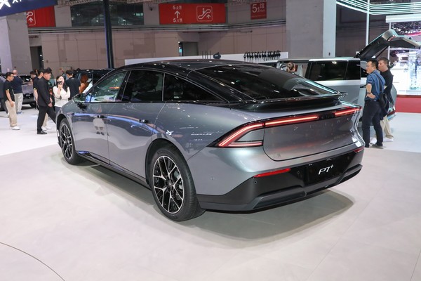 XPENG P7 ภายนอก