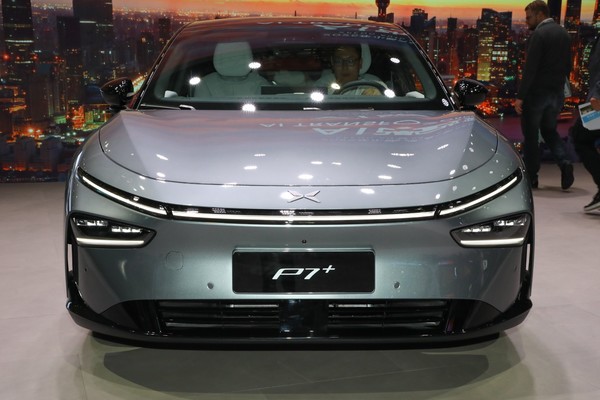 XPENG P7 ภายนอก