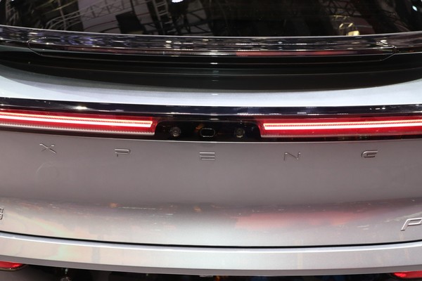 XPENG P7 ภายนอก